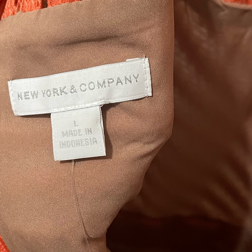 Peach. Lace. Dress. - Picture 3 of 3